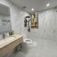 (Giá Thật). Chính Chủ Cần Bán Ch Tòa 34Tdiện Tích130M2-3Pn2Wc-Full Đồ-View Đẹp- Giá Bán 9,1 Tỷ Liên Hệ: 0394260628