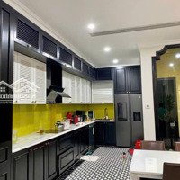 Bán Nhà Phân Lô Phạm Ngọc Thạch Lô Góc 2 Mặt Tiền Đẹp Nhất Khu 66M2 Giá Bán 15.5 Tỷ
