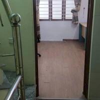 Cần bán nhà riêng  Đê La Thành -  quận Đống Đa 20m x 3T - 2PN2VS giá 2.5 tỷ