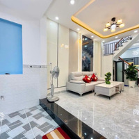 Nhà Mới Xây 3 Phòng Ngủcó Sân Để Xe Máy