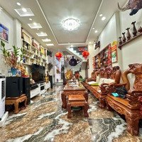 Cơ Hội Đầu Tư Giá Tốt, Biệt Thự 3 Tầng Thủ Đức Gần Gigamail Phạm Văn Đồng, Công Nhận 306M2 Full Thổ