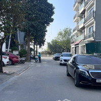 Bán Nhà Mặt Phố Phúc Lợi Khu Đấu Giá Phân Lô Vỉa Hè Ô Tô Tránh Kinh Doanh Full Nội Thất