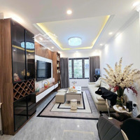 Bán Nhà Phố Giang Biên, Long Biên, Vị Trí Sầm Uất 32.3M, 5.8 Tỷ