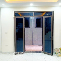Chính Chủ Cần Bán Nhà Gấp Tại Tây Mỗ, Ô Tô Đỗ Tại Cổng, Gần Chợ, View Hồ Nước, 35M2, Giá Bán 4 Tỷ X