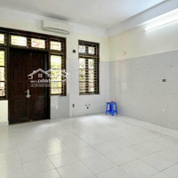 Cho Thuê Nhà Đầm Trấu, Ô Tô Đỗ Cửa Ngày Đêm. Diện Tích 45,6M2 X 4 Tầng. Mặt Tiền 4M. Giá Bán 18 Triệu.