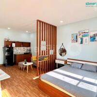 Cho thuê căn hộ ban công Trần Hưng Đạo Quận 1 gần Chợ Bến Thành - Bùi Viện - Phố đi bộ Nguyễn Huệ