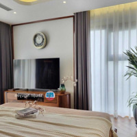 Chính Chủ Bán Gấp Căn Hộ 4 Ngủ, 182M2 Dolphin Plaza Số 6 Nguyễn Hoàng. Sẵn Sổ Slot Xe Liên Hệ: 0937466689