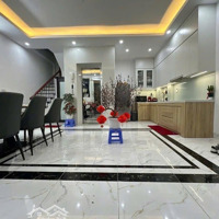 Chính Chủ Bán Nhà Minh Khai, Thang Máy. Mặt Ngõ Trục Chính, 1 Nhà Ra Phố.