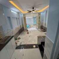 Bán nhà Sổ Hồng riêng Quận 7 - DT: 4m x 7m - GIÁ: 3 TỶ 600