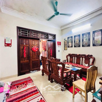 Bán Nhà Mặt Phố Phạm Văn Đồng, 68 M2, 4 Tầng,Mặt Tiền4.7 M, Gara, Dân Xây, Kinh Doanh. Giá Hot 29 Tỷ!
