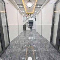 Bán Nhà Phố Trạm, Long Biên, Nhà Mới Đẹp, Khu Vực Trung Tâm, Hàng Quán Tấp Nập, Full Nội Thất Xịn