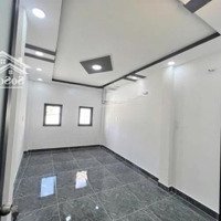 Bán Nhà Phố Trạm, Long Biên, Nhà Mới Đẹp, Khu Vực Trung Tâm, Hàng Quán Tấp Nập, Full Nội Thất Xịn