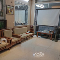 Nhà Dân Xây, 2 Thoáng, Mặt Tiền Rộng - Hoàng Quốc Việt 54M- 5 Tầng- Mặt Tiền 5.8M - Giá Bán 10.8 Tỷ