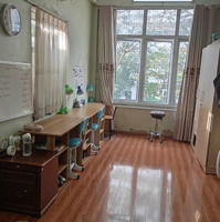 Nhà Dân Xây, 2 Thoáng, Mặt Tiền Rộng - Hoàng Quốc Việt 54M- 5 Tầng- Mặt Tiền 5.8M - Giá Bán 10.8 Tỷ