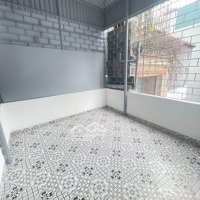 Bán Nhà Gốc Đề Hoàng Mai 42M 5 Tầng, Nhà Đẹp Sổ Đỏ, 7.06 Tỷ Nội Thất Hạng Sang