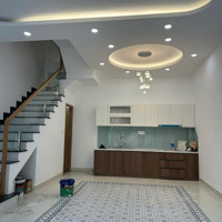 Nhà Ngang 5M Kiến Trúc Châu Âu Mới Cứnghẽm Xe Hơihht Thông Tứ Phía, Giáp Phú Nhuận Nhỉnh 8 Tỷ