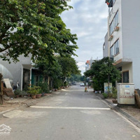 Bán Nhà 3 Tầng Hơn 7 Ty View Vườn Hoa Khu Tái Định Cư Trâu Quỳ, Gia Lâm