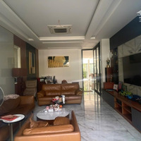 Biệt Thự Đơn Lập Ngay Vòng Xoay Phú Hữu.dt Đất 475M2.Full Nội Thất Cao Cấp.sân Vườn Rộng. Giá Bán 37 Tỷ