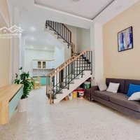 Nhà Mới 4 Tầng - Hẻm Xe Hơi - Trái Tim Quận 3 Đang Chờ Đón Chủ Nhân Mới!