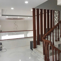 Bán Nhà 4 Lầu, Mặt Tiền Đường Hoàng Hoa Thám Kinh Doanh, Kdc Phúc Đạt, Phường Phú Lợi Thủ, Dầu Một