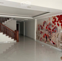 Bán Nhà 4 Lầu, Mặt Tiền Đường Hoàng Hoa Thám Kinh Doanh, Kdc Phúc Đạt, Phường Phú Lợi Thủ, Dầu Một