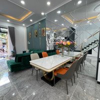 Ngộp Siêu Phẩm Nhà 3 Lầu Mặt Tiền Đường Nguyễn Tri Phương, Phường Chánh Nghĩa, Tp Thủ Dầu Một