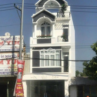 Bán Nhà 1 Trệt 2 Lầu Tại Đường Nguyễn Thị Minh Khai, Phường Phú Hòa, Thủ Dầu Một, Nhà Đã Hoàn Công