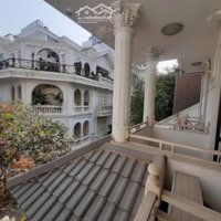 Bán Biệt Thự Rẻ Nhất Trung Tâm Cầu Giấy - Cơ Hội Vàng Cho Nhà Đầu Tư