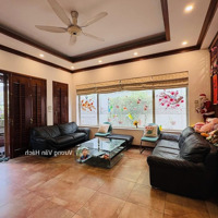 Chính Chủ Bán Biệt Thự Đơn Lập Vườn Đào - Tây Hồ - Thang Máy - Nội Thất Nhập Khẩu Nhỉnh 100 Tỷ.