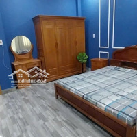 Chủ Gửi Bán Gấp, Nhà Ngộp, Từ 3 Tỷ Giảm Còn 2,45 Tỷ. Mặt Tiền Nhựa, Full Nội Thất Gỗ
