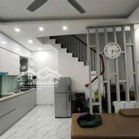 Bán Nhà Lĩnh Nam 29M2 4 Tầng, Nhà Mới Chắc Chắn Dân Xây, 3.75 Tỷ