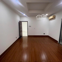 Bán Căn Hộ 85,5M2 Đã Có Sổ Hồng Ngay Ung Văn Khiêm, Bình Thạnh. Giá Có Thương Lượng