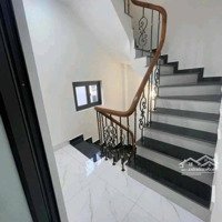 Siêu Ngon-Lô Góc Quan Nhân-34M2-Mt 6M-Cho Thuê Cực Tốt-Nhỉnh 6 Tỷ-Liên Hệ: Ms.oanh: 0869.357.266