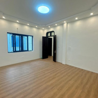 Bán Nhà Phố Vip Láng Hạ, Trung Tâm Ba Đình Mặt Tiền 4.5M, Nhà Rộng Đẹp, 67M2*4T