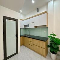 Bán nhà Thịnh Hào ngõ thông nhà mới xây thiết kế hợp lý 2 thoáng 26m 5 tầng giá 6 tỷ .