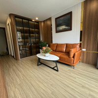 Nhà Đẹp Tại Nguyễn Văn Cừ-Phường Ngọc Lâm.full Nội Thất Ngõ Oto Thông Oto Vào Nhà.