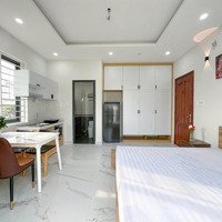 Cho Thuê Phòng Ban Công - Tách Bếp - Ung Văn Khiêm Gần Đại Học Văn Lang, Hutech, Quận 1, Quận 2
