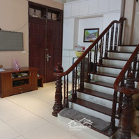 Hoàng Quốc Việt - Dân Xây - Hiếm Nhà Bán - Ngõ Nông - Gần Phố - 2 Mặt Thoáng -Diện Tích55 M2 -Mặt Tiền6 M