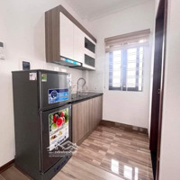 Chung Cư Mini Cho Thuê Gấp Tại Đức Thắng, 3,5 Triệu, 20 M2 Đủ Đồ, Thang Máy, Khóa Vân Tay