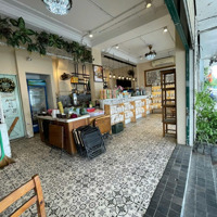 Cho Thuê Nhà Mặt Phố Nguyễn Đình Thi Ngay Hồ Tây, 54M² X 5 Tầng,Mặt Tiền10M, Cafe, Nhà Hàng Thoải Mái