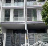 Cần Cho Thuê Gấp Nhà Đẹp Mặt Tiền Huỳnh Tấn Phát, P. Phú Mỹ, Quận 7Diện Tích420M2 - 100 Triệu/Tháng