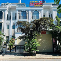 Lỗ Cần Bán Nhà Phố 3 Phòng Ngủ 4 Vệ Sinh 100M2 Tại Phường 6, Tân An, Long An, Giá Bán 3,4 Tỷ