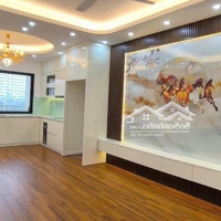 Bán Căn Hộ Chung Cư 4 Phòng Ngủ 135M2 Tại Phạm Văn Đồng, 7,2 Tỷ Giá Ưu Đãi, Uy Tín