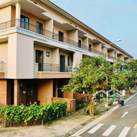 Bán Nhà Phố 75M2 Centa City View Công Viên - Cửa Ngõ Vinhomes Royal Island