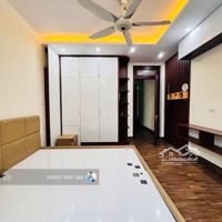7.1 Tỷ!Bán Gấp Nhà Dân Xây 38Mx5T Tại Mỹ Đình 2,Ngõ Thông Rộng 2.5M,Gần Ô Tô Sát Phố Nguyễn Hoàng