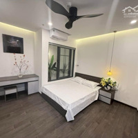Siêu Phẩm Ccmn 7 Tầng Thang Máy - Nội Thất Full - Vị Trí Mặt Ngõ Thông Kinh Doanh - Ôtô 5 Tạ Đỗ Cửa