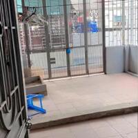 Cho thuê nhà ngõ 9 Phố Vân Đồn, 3 tầng, 40m2, 3 ngủ, 10 triệu ở gia đình, nhóm tối đa 5 người