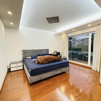 Ngõ Đẹp Oto Vào, Đỗ Cửa Thoải Mái. Diện Tích: 38M2 Dân Xây 5T Cực Chất. 2 Thoáng. Giá Bán 12.3 Tỷ. Liên Hệ: 0925916688