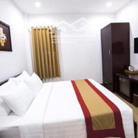 Bán Khách Sạn Biển Nguyễn Tất Thành 5 Tầng 14P Đường 45M View Biển Siêu Đỉnh Giá Cực Tốt Quý A/C