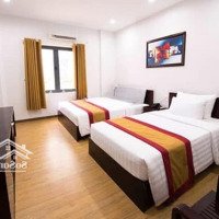 Bán Khách Sạn Biển Nguyễn Tất Thành 5 Tầng 14P Đường 45M View Biển Siêu Đỉnh Giá Cực Tốt Quý A/C
